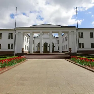 Vip Dipservice Hall Pensjonat