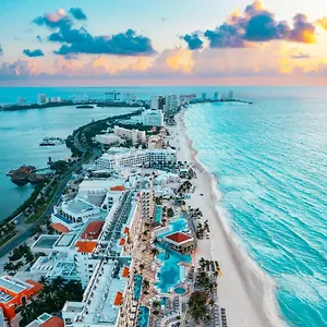 hyatt-zilara-cancun.quintano-roohotels.com/